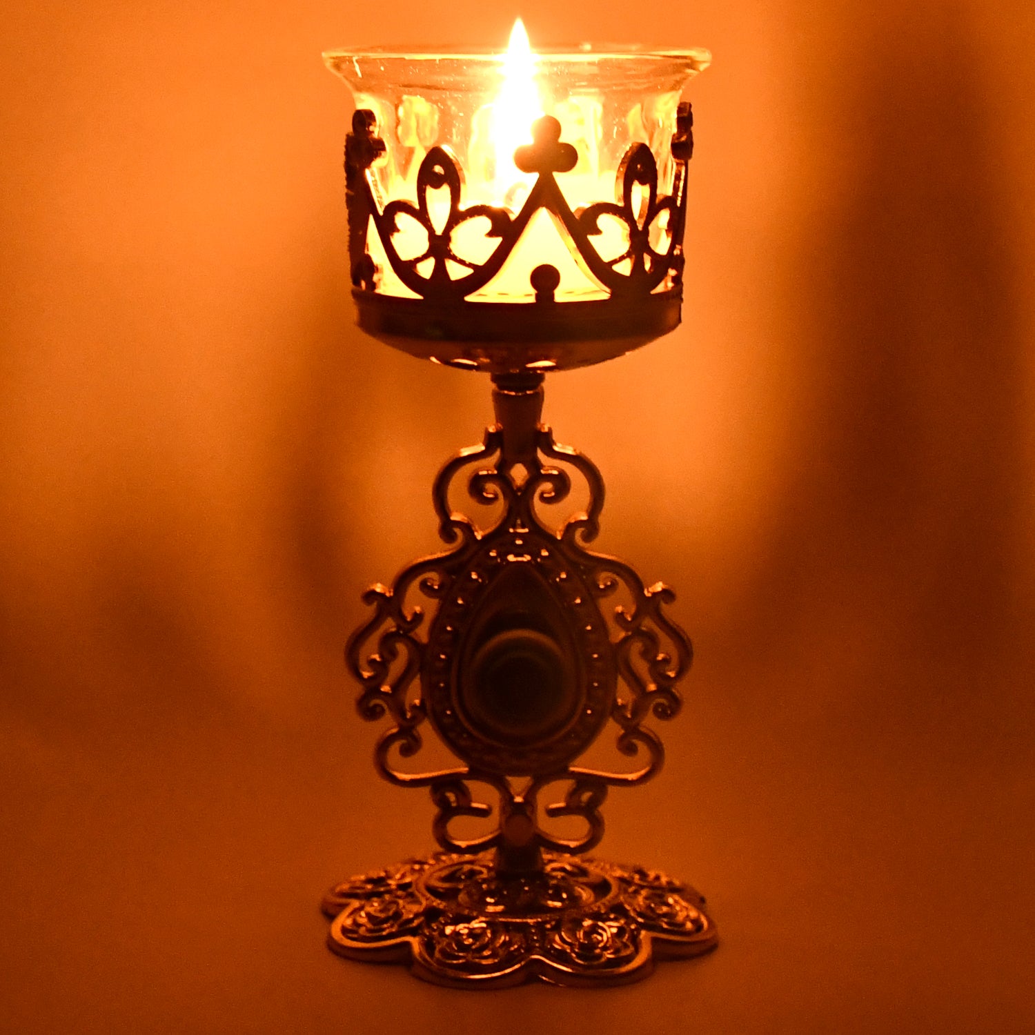 Flower Diwali Candle Holder With Plastic Stand (1 Set) Flower Diwali Candle Holder With Plastic Stand (1 Set)